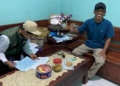 Petugas Pantarlih mendatangi warga masyarakat untuk Coklit Pemilih dalam Pilkada Banyumas 2024. (KPU Banyumas)
