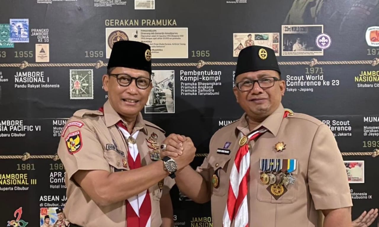 Sekda Banyumas Agus Nur Hadie Terima Lencana Melati dari Kwarnas