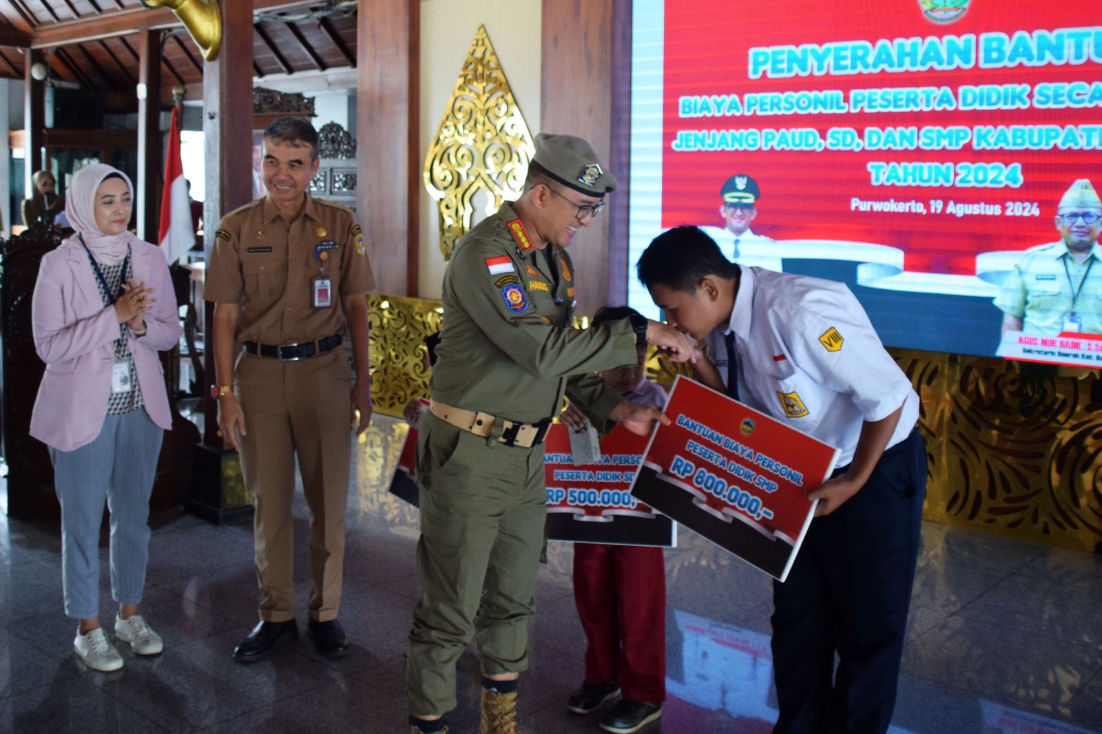 2.275 Siswa di Banyumas Terima Bantuan Pendidikan