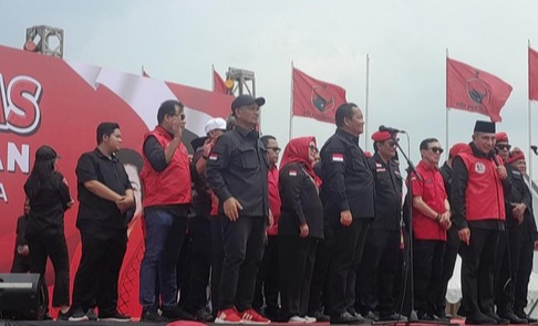 PDI-P Berikan Surat Tugas untuk Edy Rahmayadi Maju Bakal Cagub Sumut