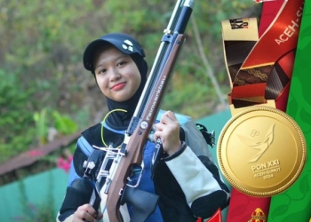 Bidikan Tembak Athary Zahraa Kembali Hasilkan Emas dan Perak di PON 2024