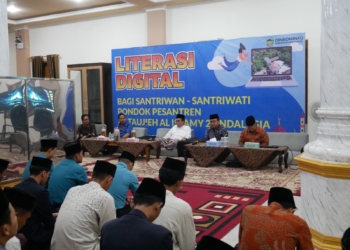 Dinkominfo Gelar Literasi Digital untuk Santri Ponpes At Taujieh Al Islamy 2 Andalusia