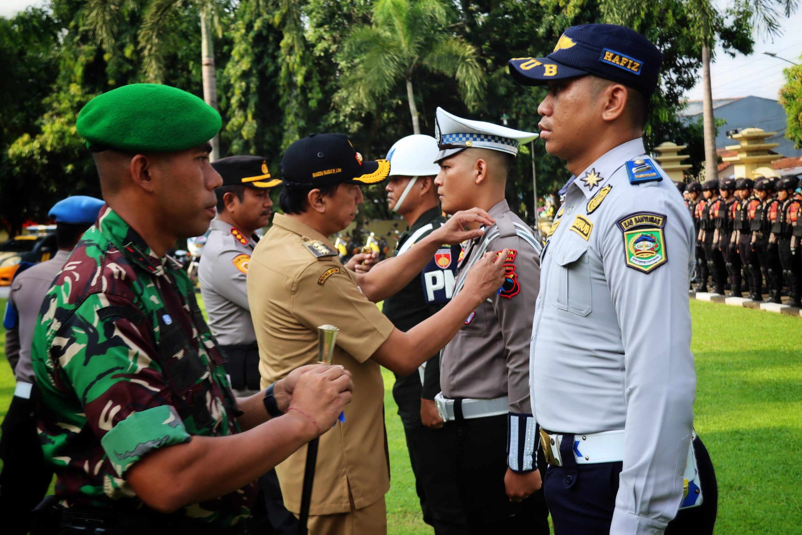 Pj Bupati Banyumas Pimpin Apel Gelar Pasukan Operasi Zebra Candi 2024