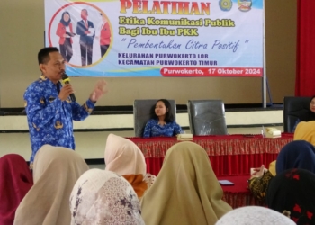 Kader PKK Purwokerto Lor Ikuti Pelatihan Komunikasi Publik