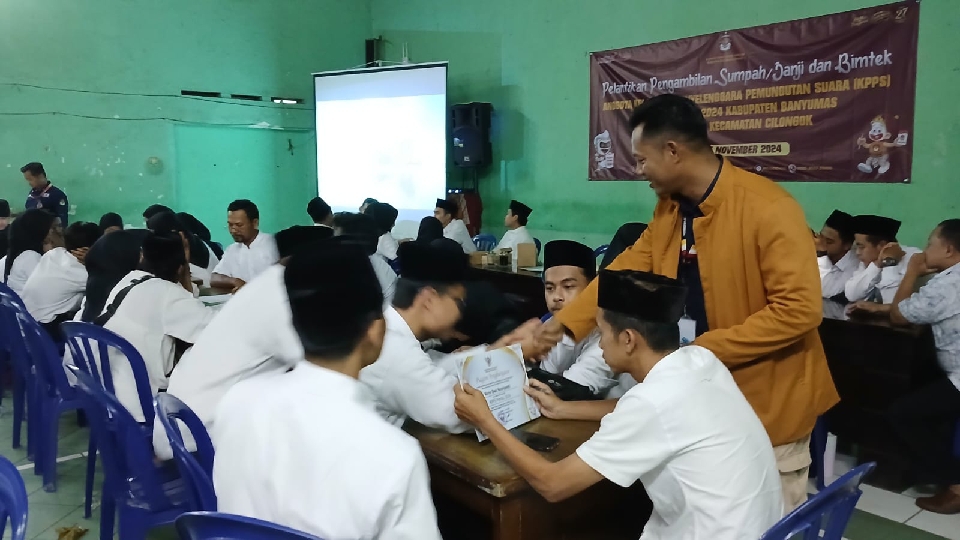 KPU Banyumas Gelar Pelantikan dan Bimtek untuk 18.550 KPPS