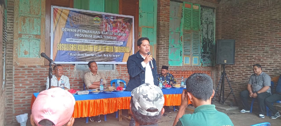 Di Tengah Era Digital, Edris Santoso Sampaikan Pentingnya Menjaga Kelestarian Seni dan Budaya Tradisional