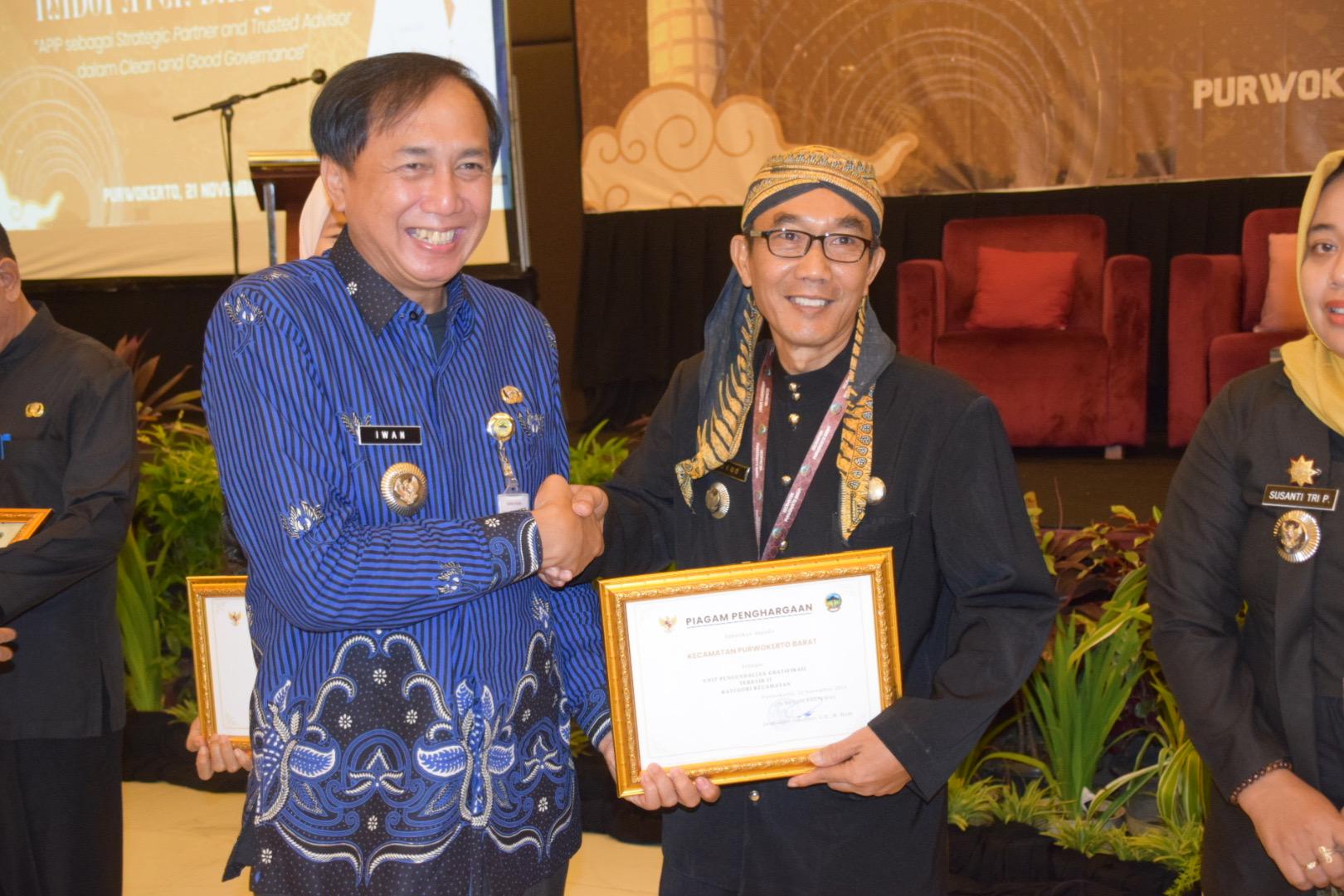 Hindari Penyelewengan dan Penyimpangan, Inspektorat Banyumas Beri Penghargaan untuk OPD