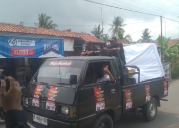 Sejumlah Mobil Berkeliling Kampanyekan Kotak Kosong di Hari Tenang