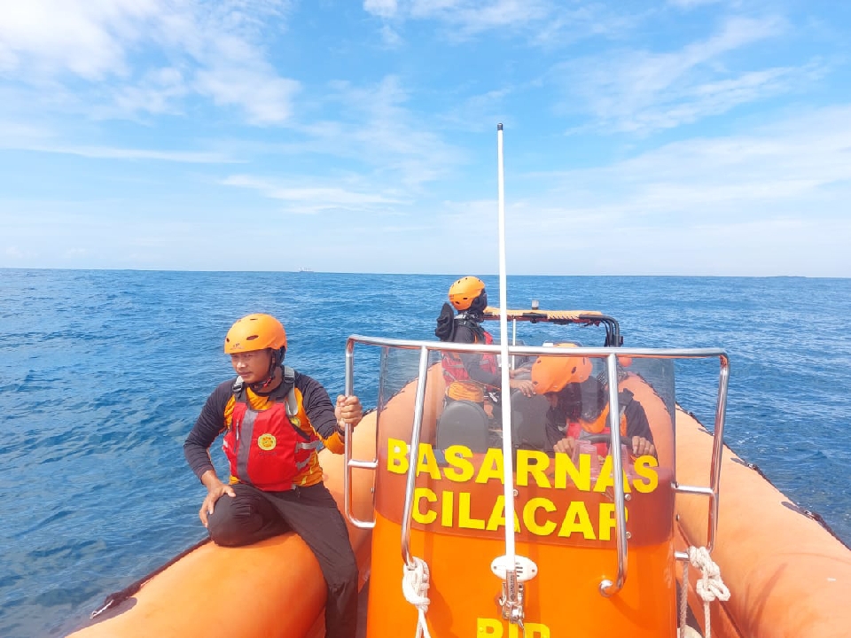 Tiga Nelayan Hilang di Perairan Cilacap, Basarnas Masih Lakukan Pencarian