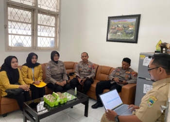 Cegah Penyebaran PMK, Kasat Binmas Polresta Banyumas Kordinasi Dengan Kadinkanak