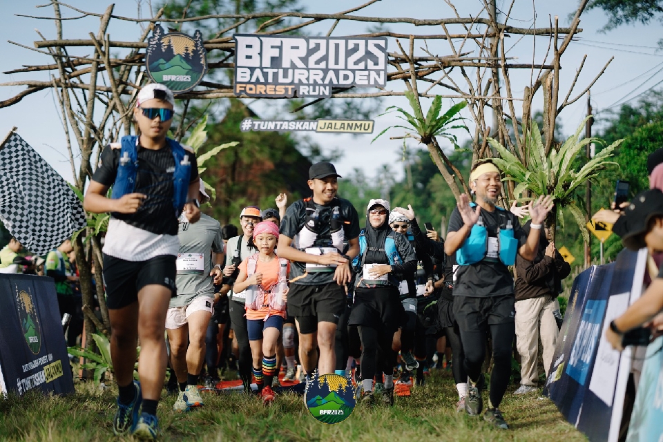 Baturraden Forest Run 2025 Sukses Digelar, Peserta Nikmati Rute Menantang Melintasi Bukit, Sungai, dan Hutan