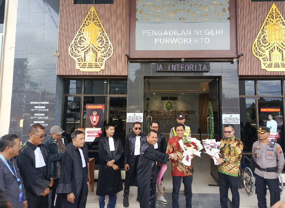 Puluhan Advokat Banyumas Raya Gelar Aksi Solidaritas Dukung Marwah Peradilan