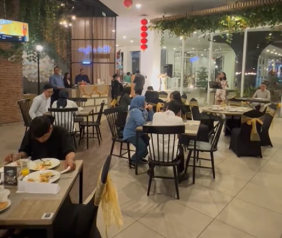 QUICK LUNCH WARNING! Sensasi Makan Siang Lezat di Luminor Hotel Purwokerto