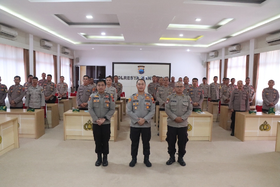 Tingkatkan Kemampuan Personel SPKT, Polresta Banyumas Gelar Latkatpuan