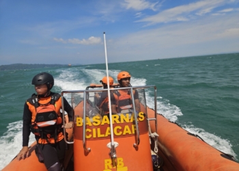 Kapal Nelayan Terbalik di Perairan Cilacap, Seluruh ABK Selamat