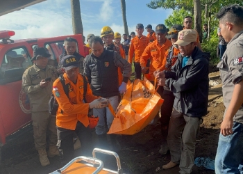 Pendaki Gunung Slamet Terjatuh ke Jurang dan Meninggal Dunia, Jenazah Berhasil Dievakuasi Tim SAR Gabungan