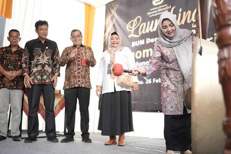 Wabup Banyumas Resmikan BUMDesma Sinom Mandiri Kedungbanteng