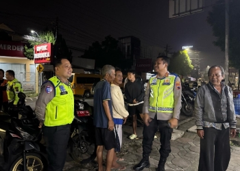 Polresta Banyumas Gelar Sahur On The Road dan Patroli Sasar Lokasi Balap Liar