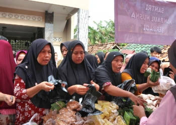 Ponpes Manbaul Husna Purwokerto Gelar Amaliyah Bakti Ramadhan 2025