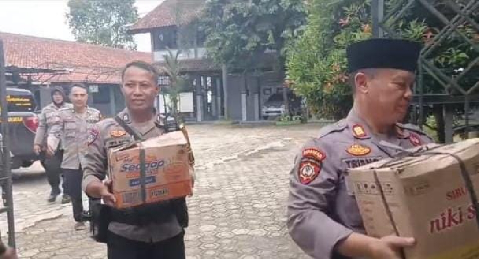 Baksos Amaliyah Ramadhan, Polsek Sokaraja Salurkan Bantuan ke Panti Asuhan