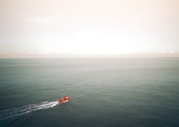 Pencarian Pelajar yang Terseret Ombak di Pantai Karangpakis Masih Berlanjut