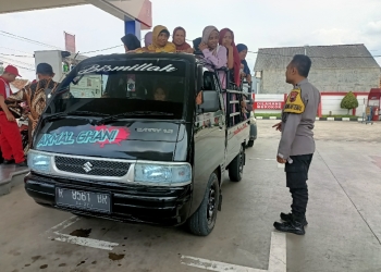 Bhabinkamtibmas Polsek Wangon Sampaikan Imbauan Keselamatan Berlalu Lintas