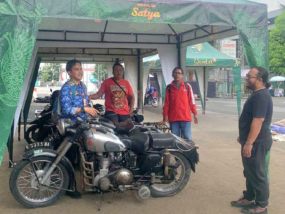 Akhir Pekan Ini, GOR Satria Jadi Surga Motor Antik Nasional