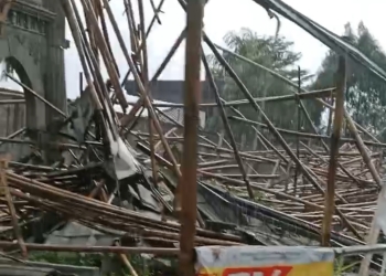 Cuaca Ekstrem Landa Banyumas, Pohon dan Rumah Roboh di Beberapa Kecamatan