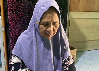 55 Tahun Menabung, Perempuan Penjual Sate di Mandailing Natal  Akhirnya Berangkat Haji