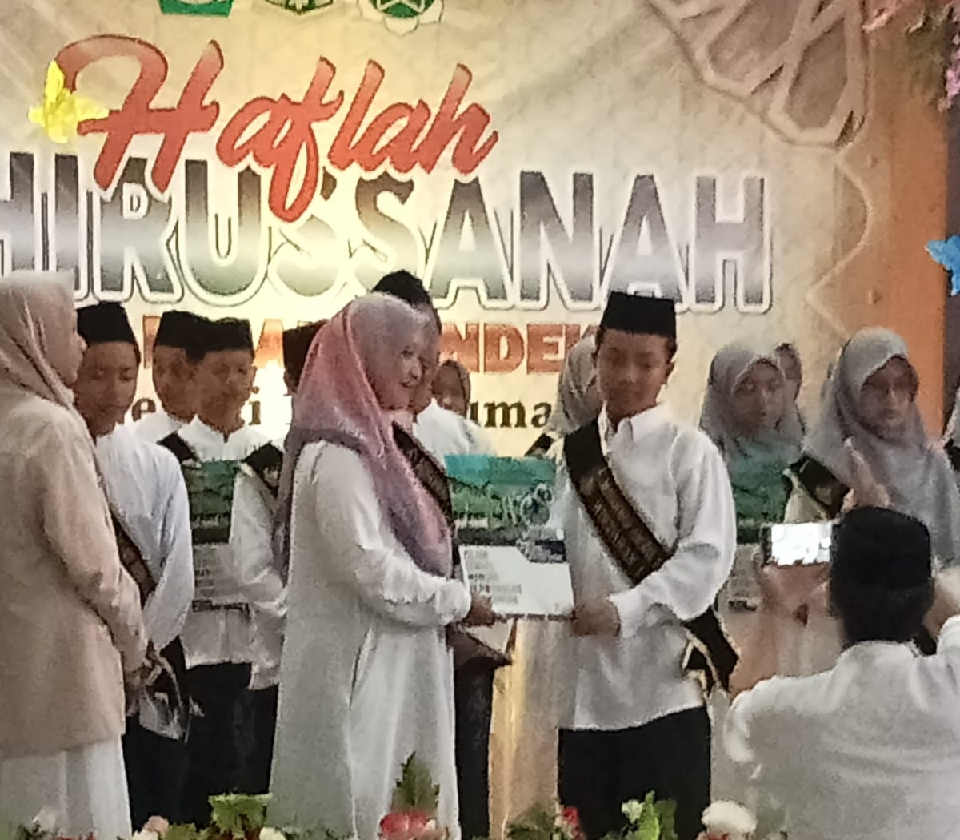 MTs Negeri 1 Banyumas Gelar Haflah Akhirussanah Ma’had Insan Cendekia