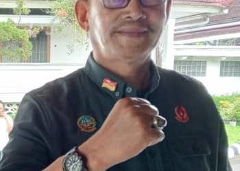 Selayang Pandang Komplek Tirta Kembar: Jalan Rusak, Tanggung Jawab Siapa?