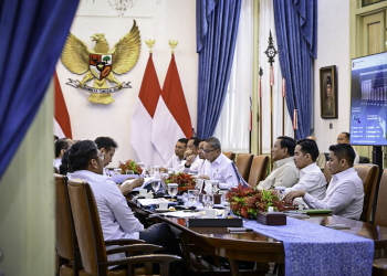 Prabowo Pimpin Rapat Percepatan Koperasi Merah Putih