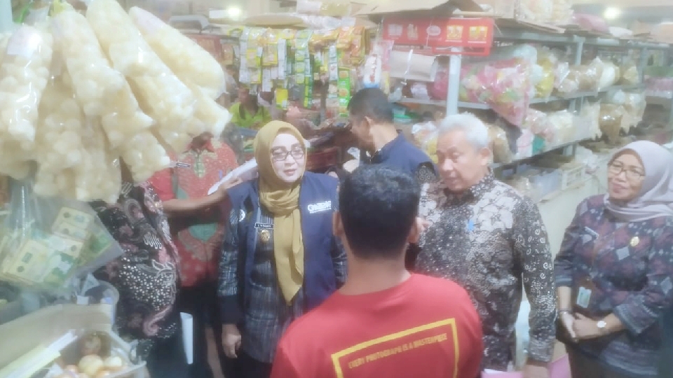 Wabup Lintarti Imbau Pedagang Tak Naikkan Harga Jelang Idul Adha