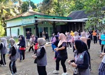 Mahasiswa UNU Purwokerto Edukasi Gaya Hidup Sehat di Grumbul Kronjot