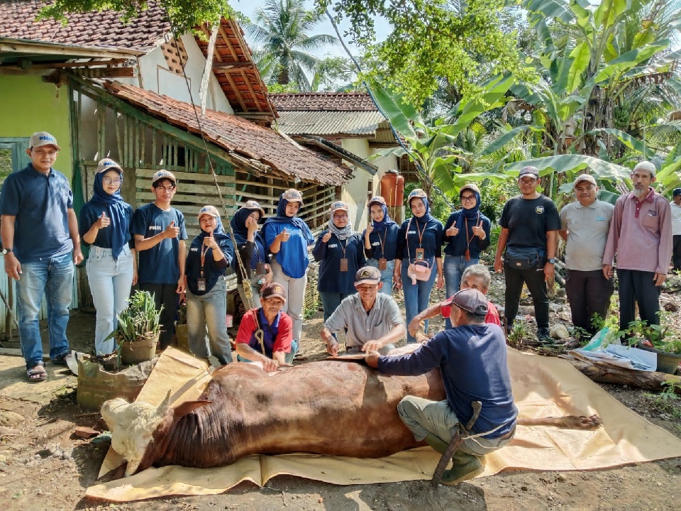PNM Teruskan Bentuk Syukur HUT ke-26 Lewat Sedekah Kurban di 26 Titik
