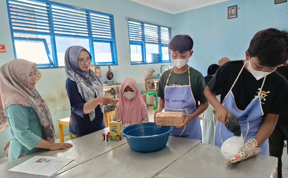 Liburan Bermakna: Anak-anak di Ajibarang Tingkatkan Kompetensi di SKB