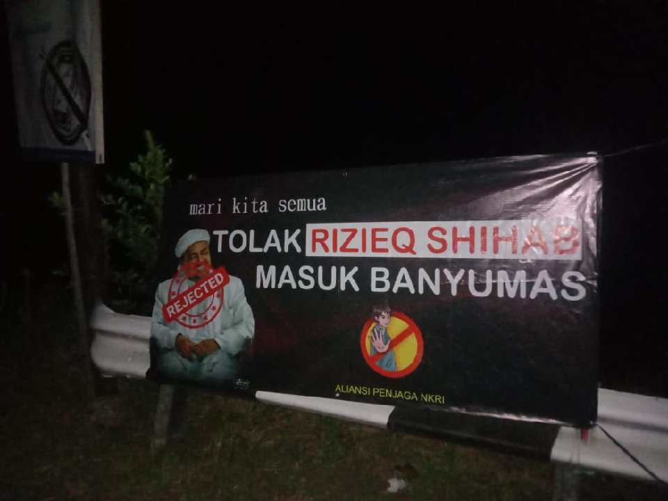 Spanduk Penolakan Rizieq Shihab Meluas di Banyumas, Warga Desak Pembatalan Acara