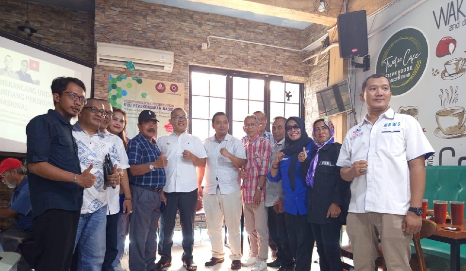 Revolusi Pemikiran dengan UU Perekonomian Nasional: Membangun Kedaulatan Ekonomi Indonesia