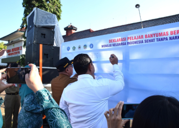 Bupati Banyumas Gaungkan Komitmen Berantas Narkoba di HANI 2025