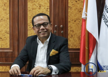 Dr. Juniver Girsang Donasikan Rp 10 Juta untuk DPC Peradi SAI Purwokerto Dukung Program Penghijauan