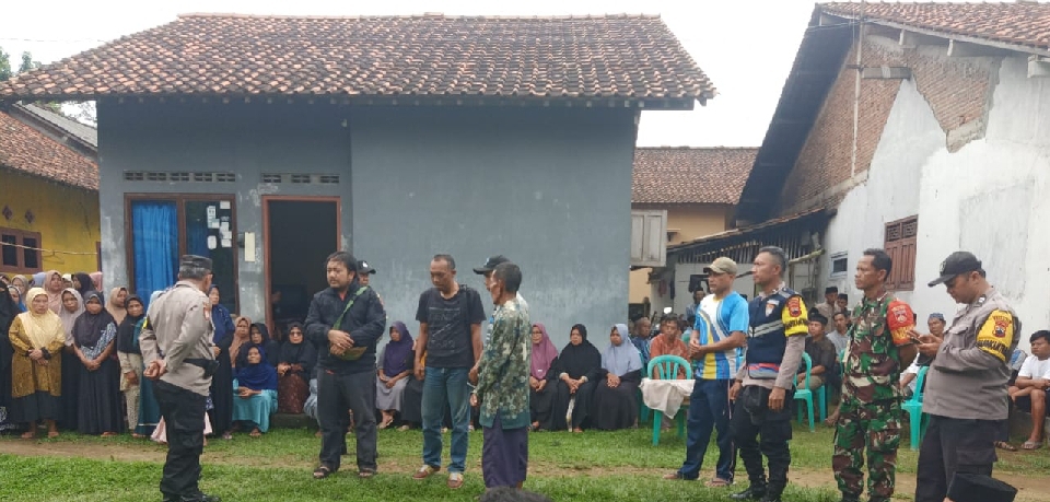 Seorang Pria Tewas Tertabrak KA Purwojaya di Karang Tengah