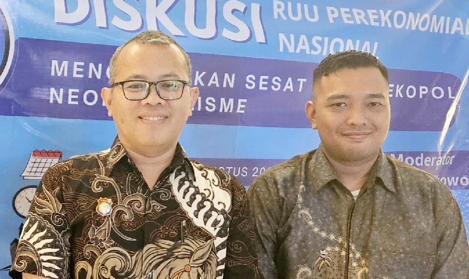 DI ATAS BENDERA INDONESIA INCORPORATED