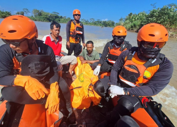 Anak Tenggelam di Sungai Serayu Ditemukan 7,5 Km dari Lokasi Kejadian