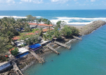 Tim SAR Gabungan Cari Warga Hilang di Pantai Suwuk Kebumen