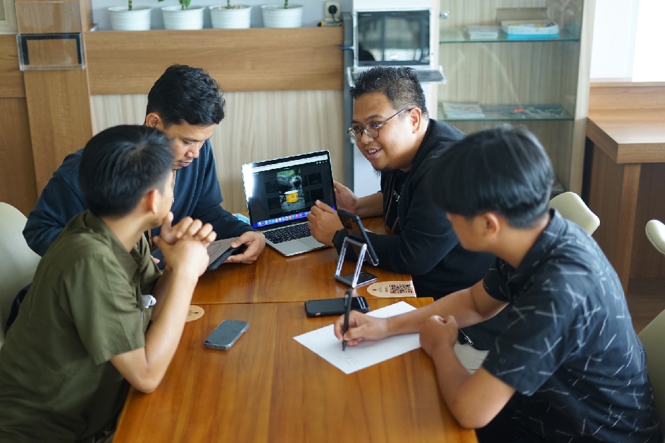 Irfan Bahtiar: Merangkai Karier dari Marketing hingga Pemberdayaan Ekonomi Kreatif