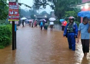 Hujan Deras Picu Banjir, Akses Warga Terhambat