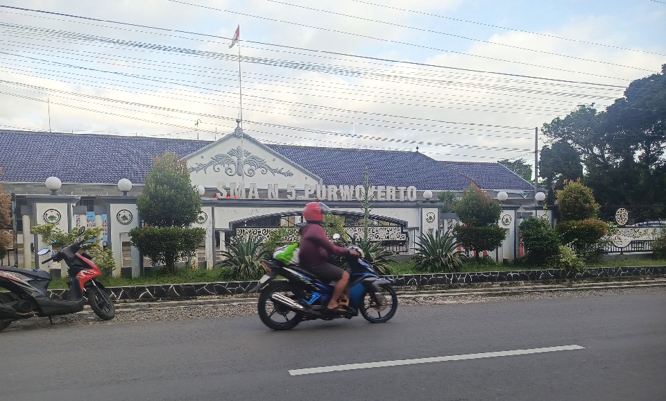 Cabdin Jateng Panggil Kepsek SMAN 5 Purwokerto Terkait Dugaan Penggelapan Dana Event OSIS