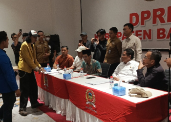 Aliansi Mahasiswa Banyumas Raya Kritik Keras DPRD: Ketua Dewan Tak Tahu Besaran Tunjangan Dinilai Ironis