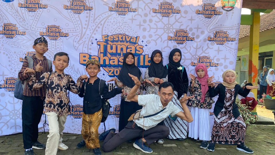 Sanggar Seni Samudra Borong Juara di Festival Tunas Bahasa Ibu Banyumas 2025