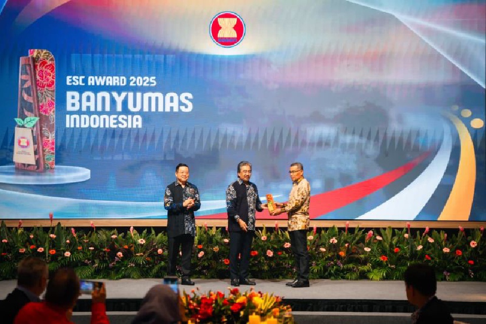 Sistem Pengelolaan Sampah Banyumas Kembali Raih Penghargaan Internasional di ASEAN ESC Award